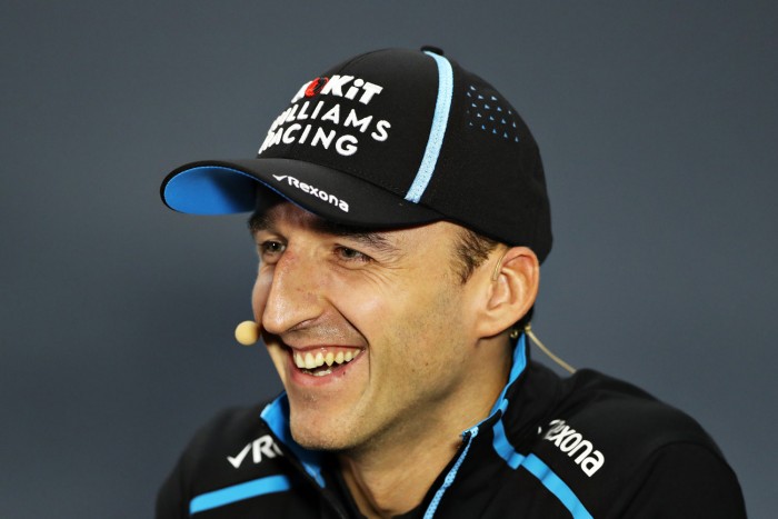 F1: Hivatalos, az Alfa Romeóhoz igazolt Kubica