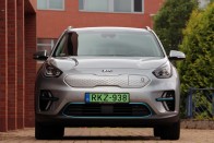 Teszt: Kia e-Niro 64 kWh: Magyarország egyik legokosabb villanyautója 56