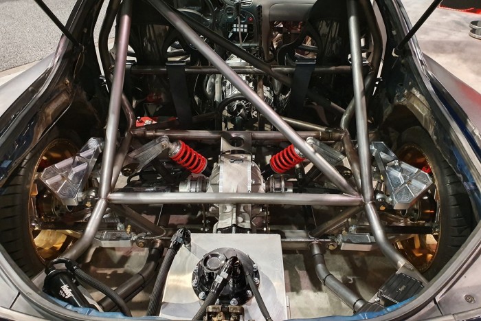 Nem a hatalmas csiga az igazán meglepő ebben a tuningolt RX-7-ben 2