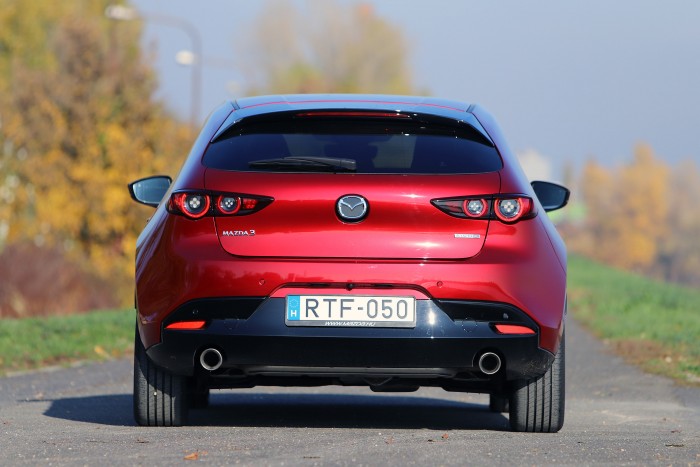Benzinmotor, ami eddig még senkinek nem sikerült – Mazda3 Skyactiv-X teszt 105 Benzinmotor, ami eddig még senkinek nem sikerült – Mazda3 Skyactiv-X teszt 105