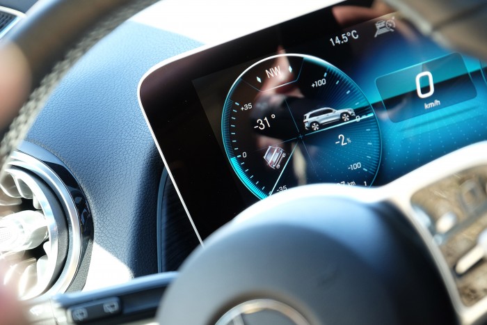 Autobahn vagy siratófal? Tökmindegy a Mercedes GLB-nek 13 Autobahn vagy siratófal? Tökmindegy a Mercedes GLB-nek 13