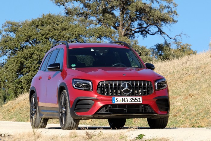 Autobahn vagy siratófal? Tökmindegy a Mercedes GLB-nek 10 Autobahn vagy siratófal? Tökmindegy a Mercedes GLB-nek 10