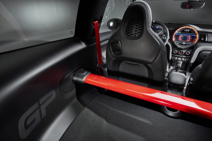 MINI nem volt még ilyen mérges 7