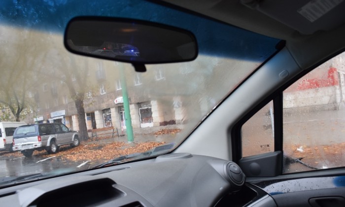 Párás szélvédő miatt gázoltak el egy nőt a zebrán 1 | Vezess Párás szélvédő miatt gázoltak el egy nőt a zebrán 1