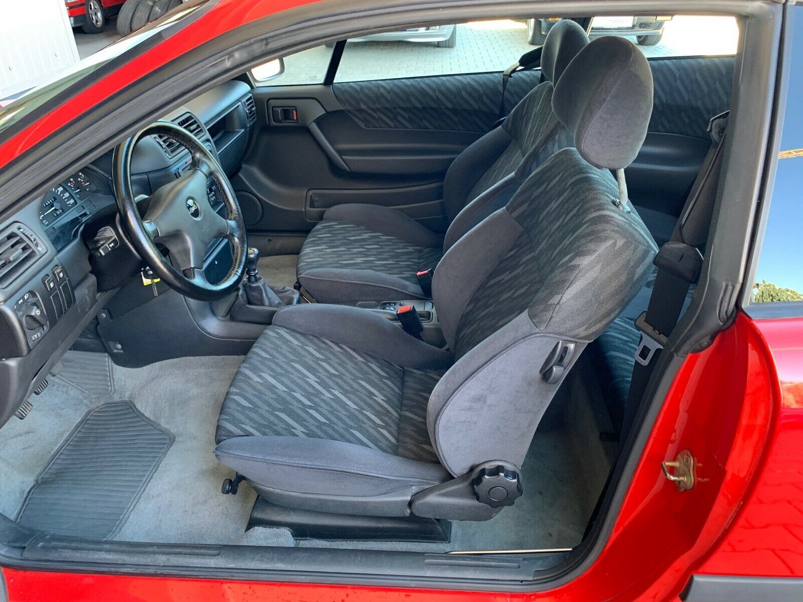 Ezt az Opel Calibrát már nem vasárban adják, és ez így van jól 4