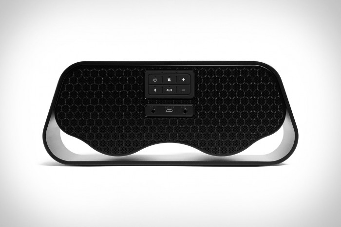 Kipufogóból épített hangszórót a Porsche 5