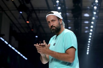 F1: Hamilton elüldözte a Mercedes fotósát?