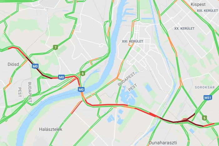Lebénult az M0-s, lehetetlen közlekedni