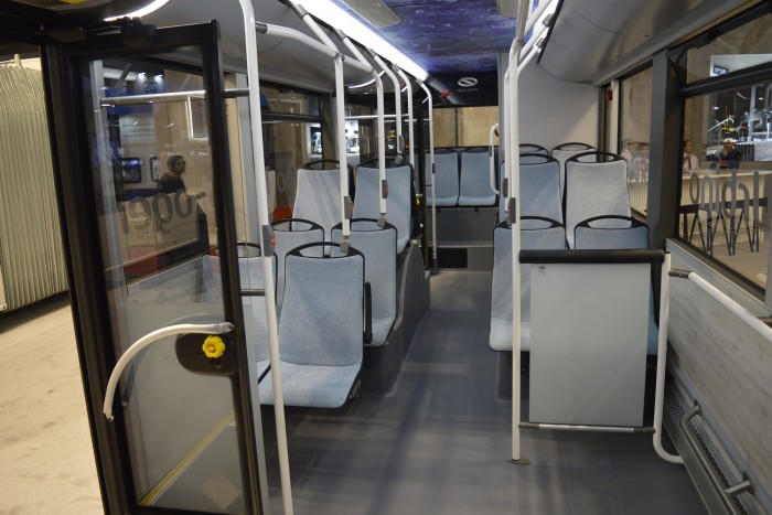 Hernyóként tekereg a Solaris új trolibusza 42 Hernyóként tekereg a Solaris új trolibusza 42