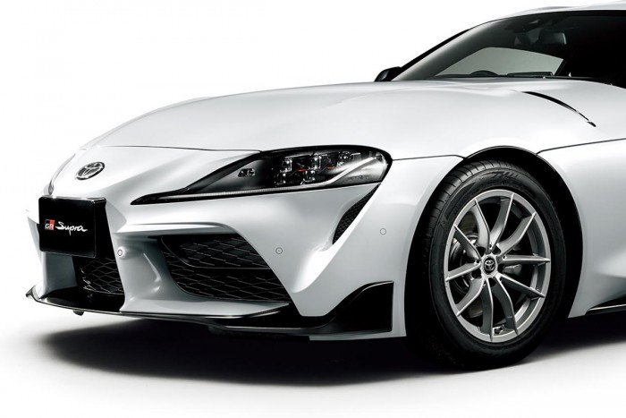 Ez a Supra arra való, hogy kirakd belőle a motort