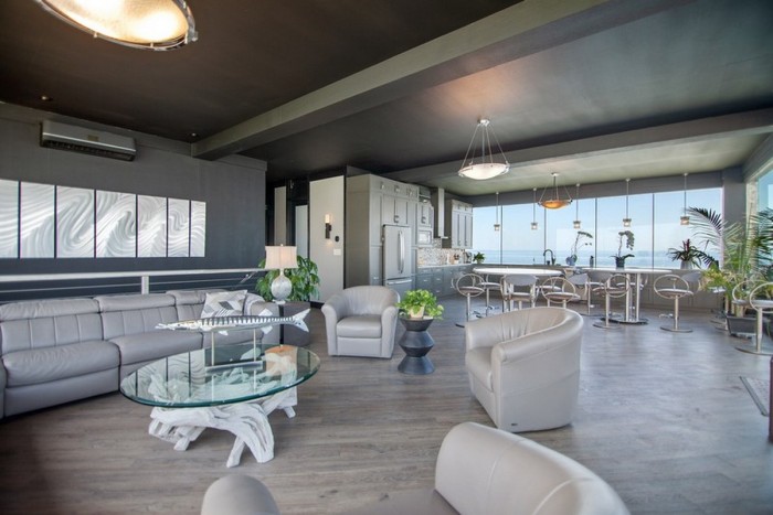 Lábakat növesztett a lakásméretű óriásjacht 6