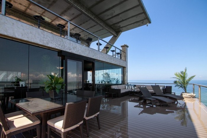 Lábakat növesztett a lakásméretű óriásjacht 4