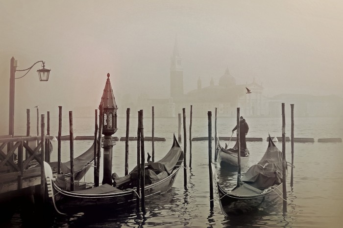 Különös dolgokat húztak ki a velencei csatornákból