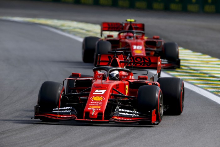 F1: Vettel és Leclerc jóban van, de szigorúan kell fogni őket 2 | Vezess F1: Vettel és Leclerc jóban van, de szigorúan kell fogni őket 2