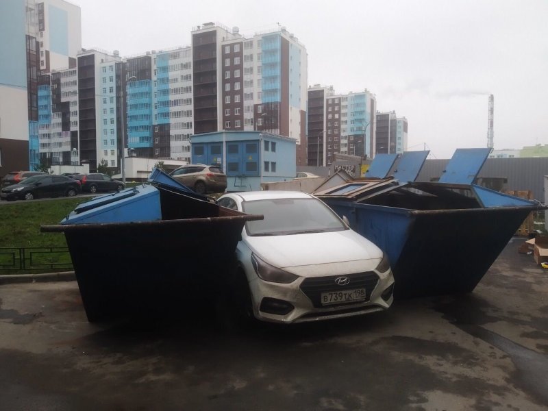 Kukások leckéztették meg a szabálytalan parkolót 3