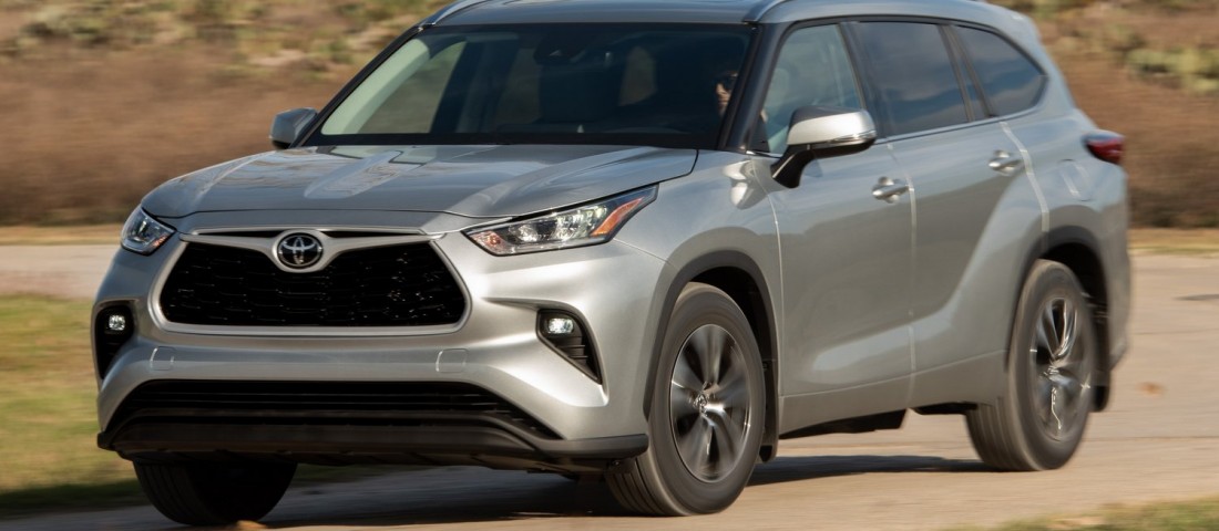 Ötméteres Toyota jöhet Európába