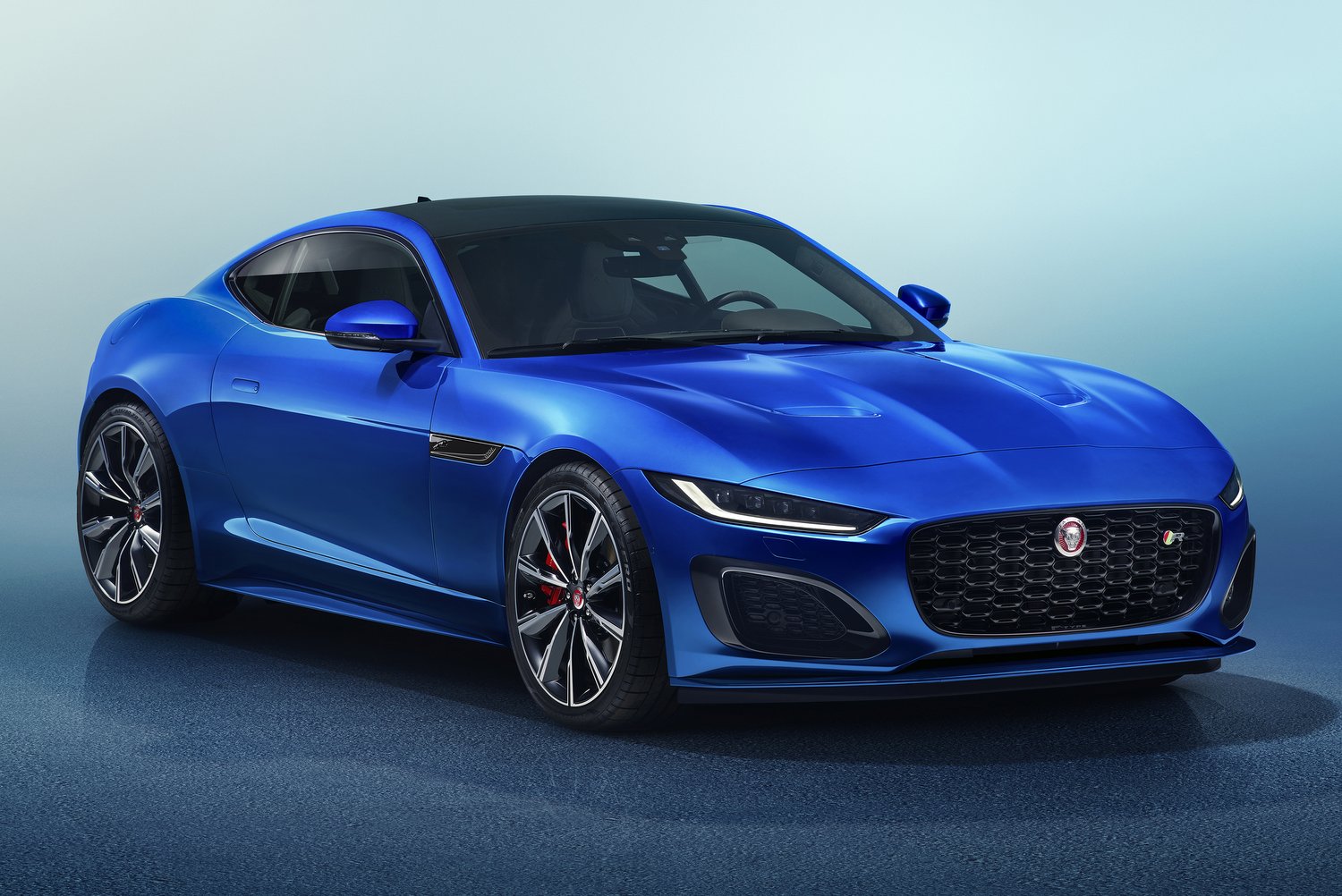 Teljesen átrajzolták a Jaguar F-Type-ot 6