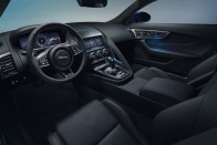 Teljesen átrajzolták a Jaguar F-Type-ot 37