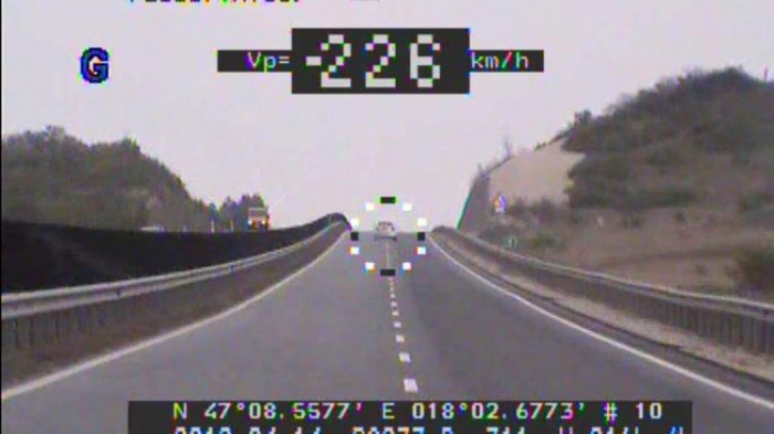 Ők voltak 2019 legdurvább hazai gyorshajtói, akiket elkapott a traffipax 3 | Vezess Ők voltak 2019 legdurvább hazai gyorshajtói, akiket elkapott a traffipax 3