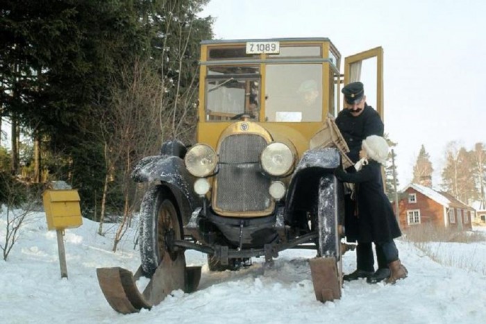 Ennek a busznak a hó nem lehet akadály