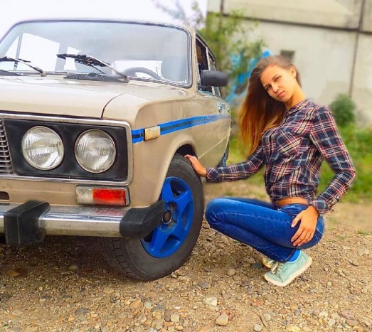 Csajok és Ladák egy igen hiánypótló válogatásban 11