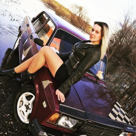 Csajok és Ladák egy igen hiánypótló válogatásban 13 | Vezess Csajok és Ladák egy igen hiánypótló válogatásban 13