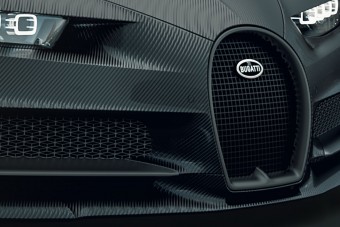 Éjfekete különkiadásban a Bugatti Chiron