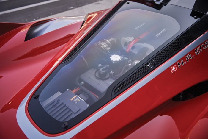 Itt egy milliárdos játékszer versenylázban égő milliárdosoknak 6