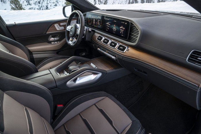 Tágasabb, harciasabb a Mercedes új terepkupéja 6 | Vezess Tágasabb, harciasabb a Mercedes új terepkupéja 6