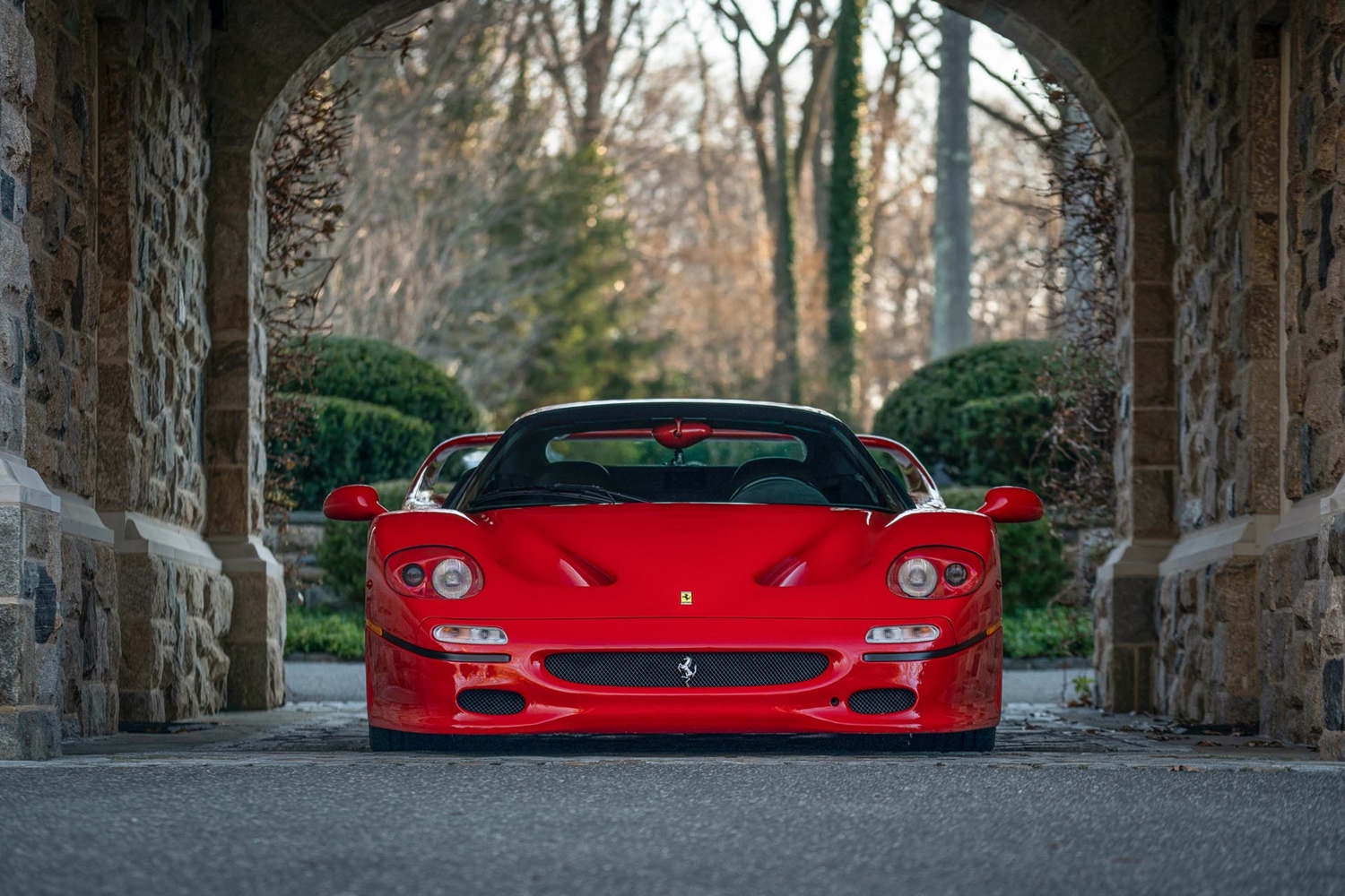 Címlapsztár ez a Ferrari F50-es 4