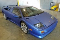 Nem véletlenül olcsó ez a ritka Lamborghini Diablo 17