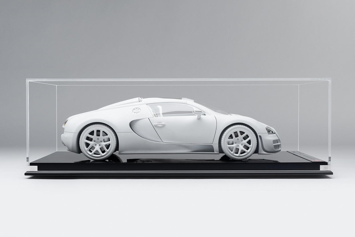 Bugatti Veyron, pár millióért 4