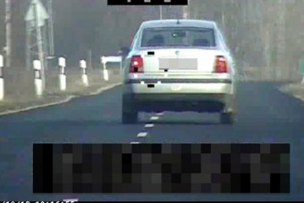 Hihetetlen tempóra gyorsított az ittas hazai autós