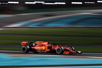 Vettel: Erősebbnek kell lennem, a Ferrarinak is