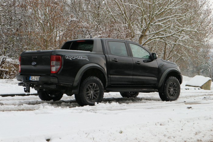 Félelmetes ragadozó, gyenge szívvel 7