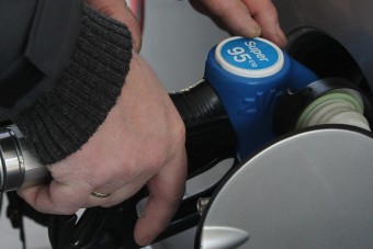 Itt ellenőrizheted online, hogy bántja-e az autód az új benzin