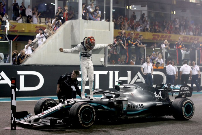 F1: Hamilton maga rendezte a saját ünneplését