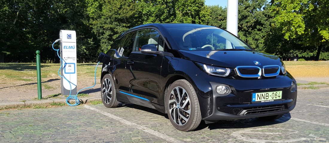 Üres zsebbel álmodozik villanyautóról a magyar