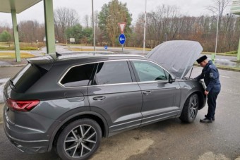 Nagyértékű autót foglaltak le Nyírábránynál