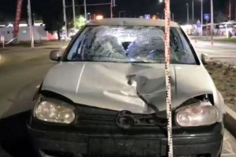 Megköszönte, hogy átengedték, majd halálra gázolták a tatai zebrán