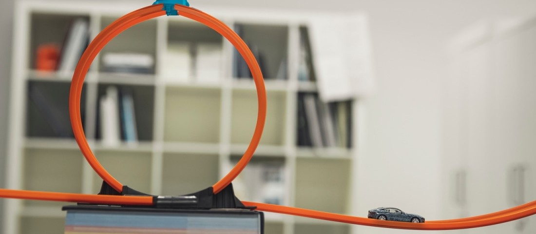 Így játszanak a Jaguar dizájn-főhadiszállásán!