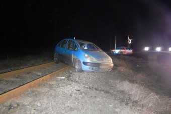 Hős rendőr mentett meg egy autót Kunszentmártonnál
