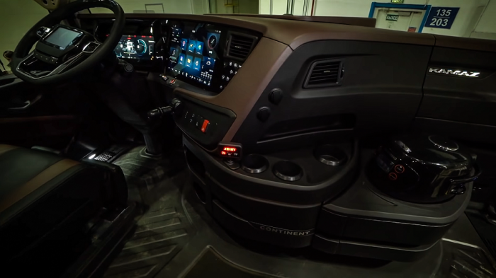 Hibrid Kamazzal hódítanának az oroszok 1