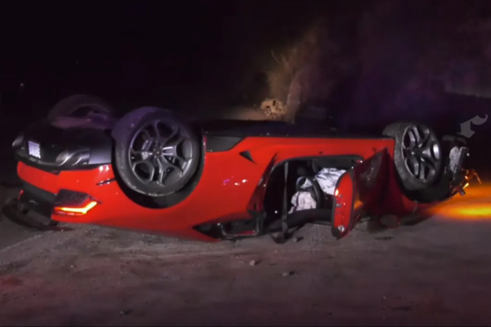 Tetőre tették a Lambót, a rendőrség a tulajdonost keresi