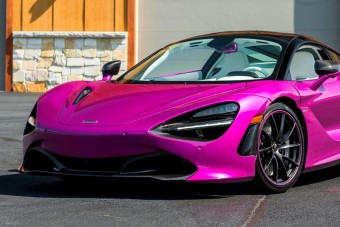 Különleges szupersportautókat ad el a milliárdos gyűjtő