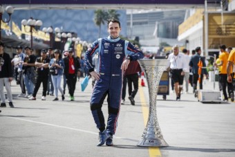 Megmutatta a kislányait Michelisz Norbi