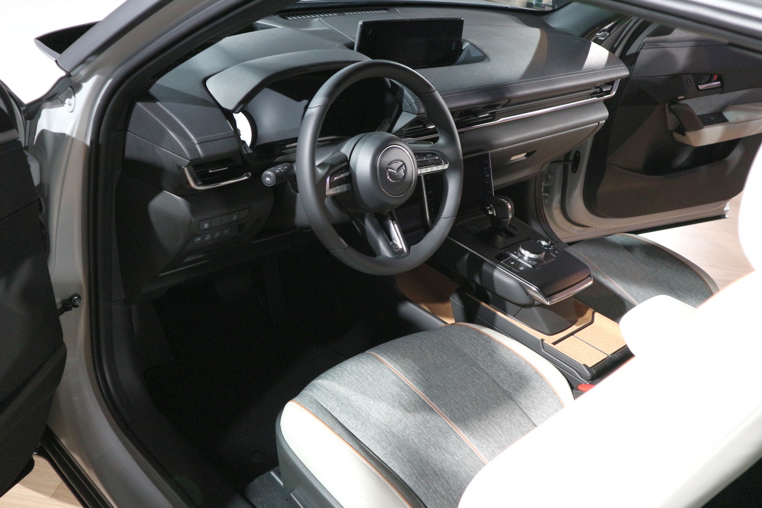 MX30, az első elektromos Mazda 12 MX30, az első elektromos Mazda 12