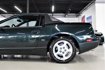 Rengeteg 300ZX van, de kabriót látni szinte lehetetlen