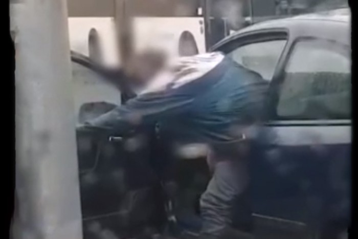 nagy pisilés kakasok tizenéves leszbikus pornó videók