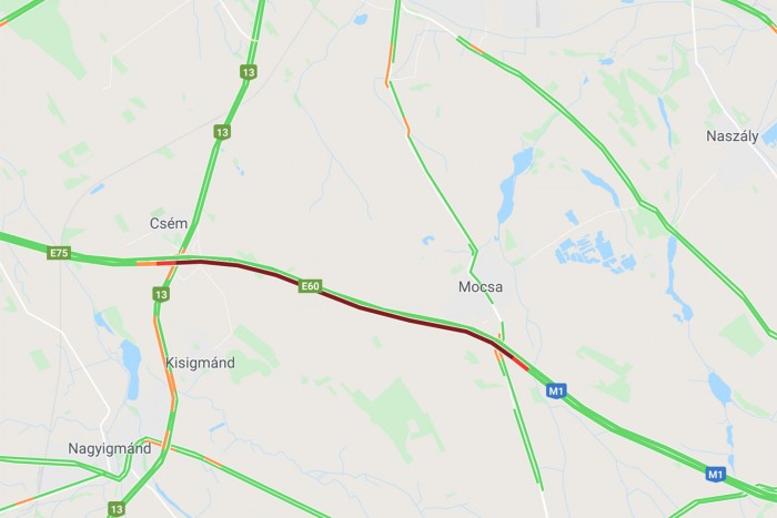 Megbénult az M1-es, több km-es a dugó